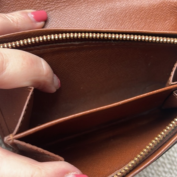 Authentic Louis Vuitton Tresor Wallet - Picture 10 of 12